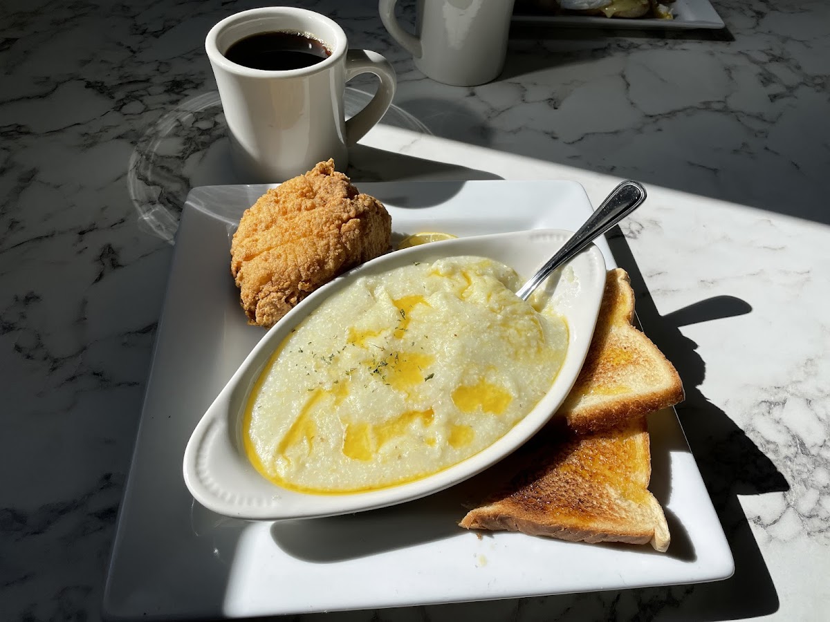 Gray Moon Breakfast And Brunch-4